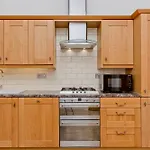 2 Bedroom Penthouse Apartment Sleeps 4